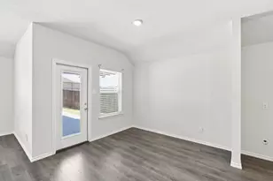 1100 Canterbury Ln, Ennis, TX 75119 - Photo 11