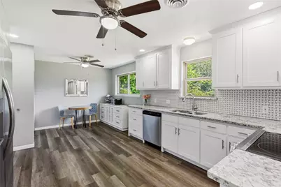 5605 Morley Avenue, Fort Worth, TX 76133 - Photo 9