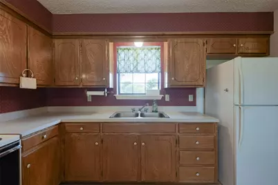 301 Vinyard Drive, Waxahachie, TX 75167 - Photo 13