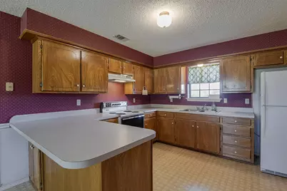 301 Vinyard Drive, Waxahachie, TX 75167 - Photo 11