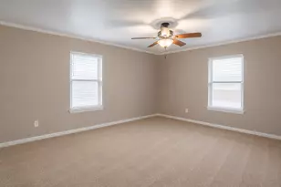 909 N Main St, Ector, TX 75439 - Photo 7