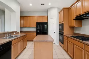 2606 Dogwood Trail, Mansfield, TX 76063 - Photo 9