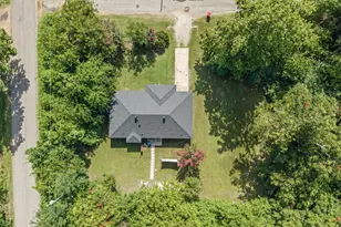 235 Hickory St, Blossom, TX 75416 - Photo 27