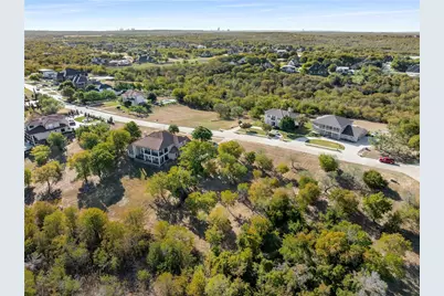1123 Mallard Pointe Drive, Grand Prairie, TX 75104 - Photo 9