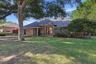 1614 Crested Butte Drive, Lewisville, TX 75077 - Photo 1