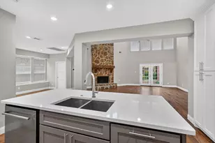 4209 Pinecreek Dr, Rowlett, TX 75088 - Photo 11