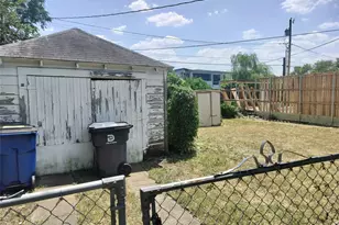 4726 Cowan Ave, Dallas, TX 75209 - Photo 3