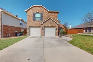 6925 Cattle Dr, Fort Worth, TX 76179 - Photo 3
