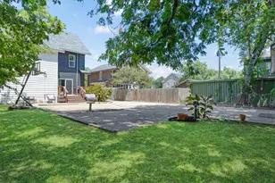 1114 W Morton St, Denison, TX 75020 - Photo 11