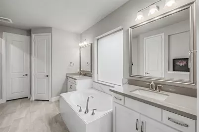 5200 Bradford Green Trail, Flower Mound, TX 75028 - Photo 15