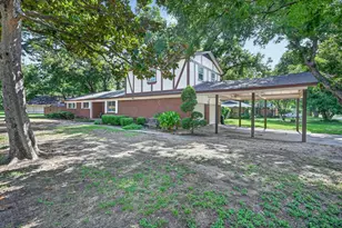 1800 Pecan Park Dr, Arlington, TX 76012 - Photo 37