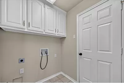 400 Breakers Point Court, Irving, TX 75063 - Photo 11