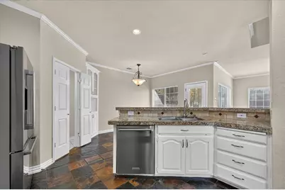 400 Breakers Point Court, Irving, TX 75063 - Photo 13