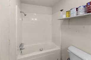 1939 E Texas St, Denison, TX 75021 - Photo 21