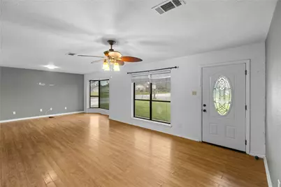 1939 E Texas Street, Denison, TX 75021 - Photo 5