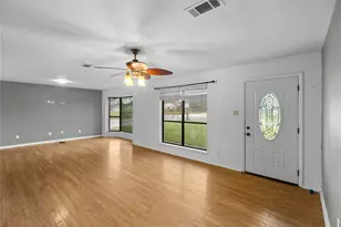 1939 E Texas St, Denison, TX 75021 - Photo 5