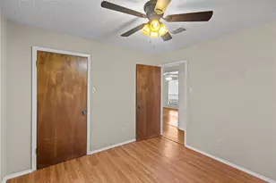 1939 E Texas St, Denison, TX 75021 - Photo 15