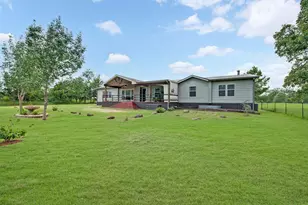 923 Co Rd 2415, Honey Grove, TX 75446 - Photo 3