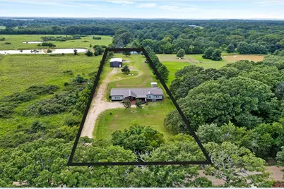 923 County Road 2415, Honey Grove, TX 75446 - Photo 31