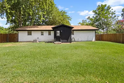 6204 Creek Crossing Road, Alvarado, TX 76009 - Photo 17