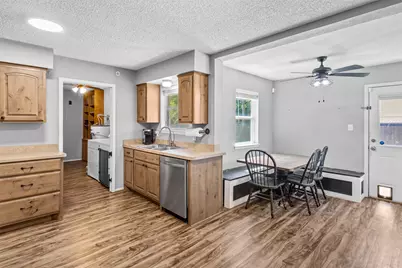 6204 Creek Crossing Road, Alvarado, TX 76009 - Photo 25