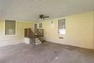 711 Hilltop Dr, Irving, TX 75060 - Photo 15