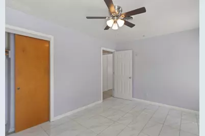 711 Hilltop Drive, Irving, TX 75060 - Photo 19