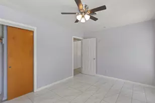 711 Hilltop Dr, Irving, TX 75060 - Photo 19