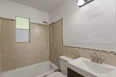 711 Hilltop Drive, Irving, TX 75060 - Photo 21