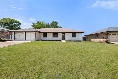 710 Greenland Way, Grand Prairie, TX 75050 - Photo 1