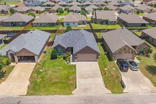 3209 Main St, Granbury, TX 76049 - Photo 29