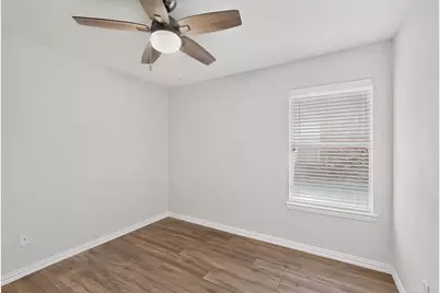 1320 Clearwater Drive, Grand Prairie, TX 75052 - Photo 23