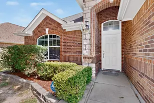 1320 Clearwater Dr, Grand Prairie, TX 75052 - Photo 1