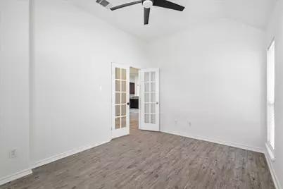 5625 Overland Drive, The Colony, TX 75056 - Photo 7