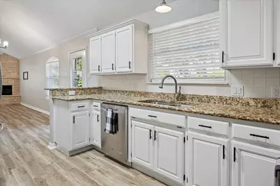 1509 Milla Court, Euless, TX 76039 - Photo 17