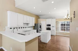 5205 Teddington Park Dr, Plano, TX 75023 - Photo 3