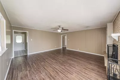 1227 Willowwood Drive, Cleburne, TX 76033 - Photo 7