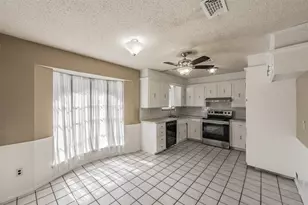 1227 Willowwood Dr, Cleburne, TX 76033 - Photo 9