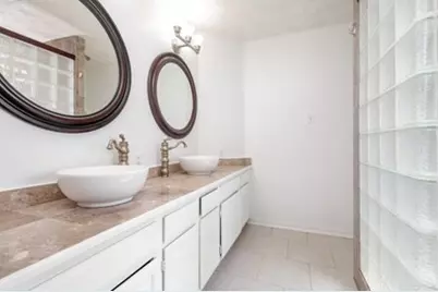 2019 Lavaca Trail, Carrollton, TX 75010 - Photo 15