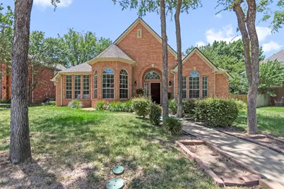 6304 Fox Hunt Drive, Arlington, TX 76001 - Photo 1