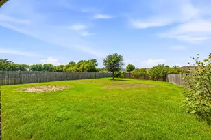 229 Pin Cushion Trail, Burleson, TX 76028 - Photo 31