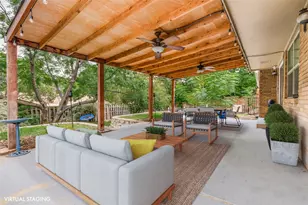 2215 W Sanford St, Arlington, TX 76012 - Photo 5