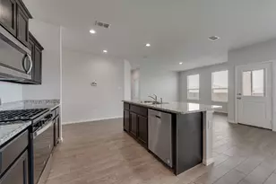 9704 New Bern Dr, Fort Worth, TX 76108 - Photo 9