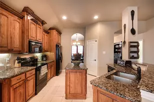 1010 Churchill Dr, Princeton, TX 75407 - Photo 7