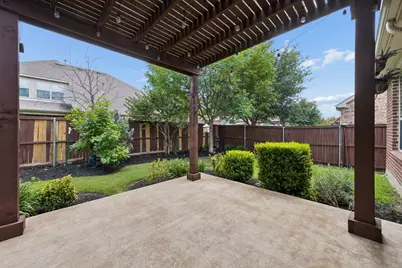 2762 Chatswood Drive, Trophy Club, TX 76262 - Photo 35
