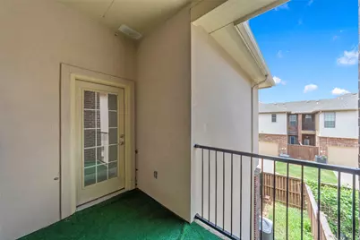 8607 Calvin Road, Irving, TX 75063 - Photo 37