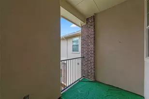 8607 Calvin Rd, Irving, TX 75063 - Photo 35