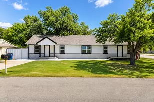 409 Jefferson Ave, Princeton, TX 75407 - Photo 1