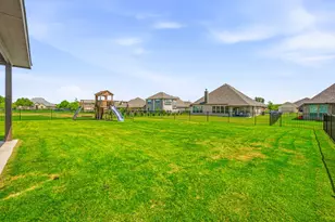 513 River Bank Ct, Granbury, TX 76049 - Photo 25
