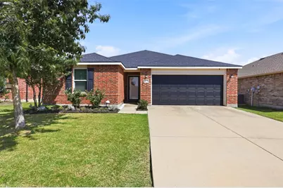 5925 Mountain Bluff Drive, Fort Worth, TX 76179 - Photo 1